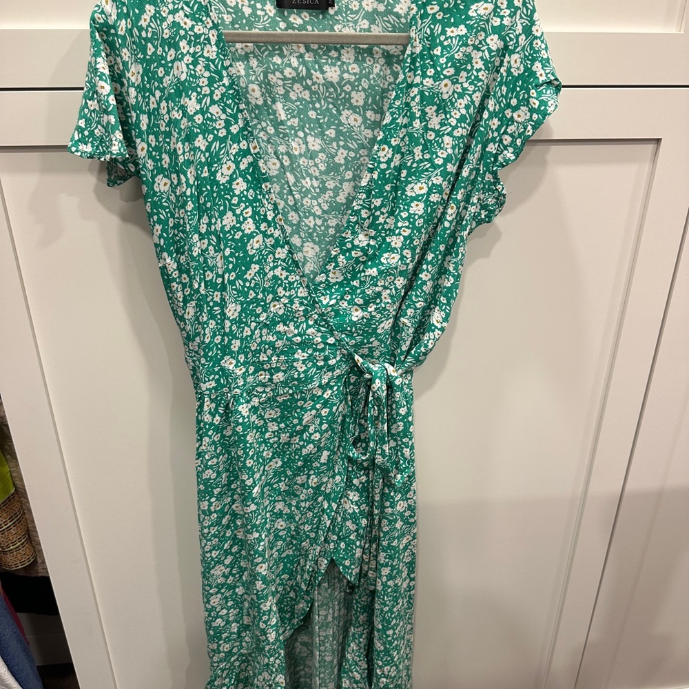 Chic Green Floral Wrap Dress size XL - Picture 4 of 5